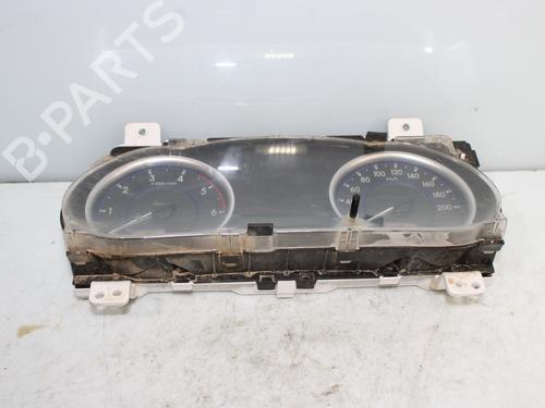 Used Instrument cluster TOYOTA HILUX VII Pickup (_N1_, _N2_, _N3_) 2.5 D-4D (KUN15, KUN35) (144 hp) 18019372