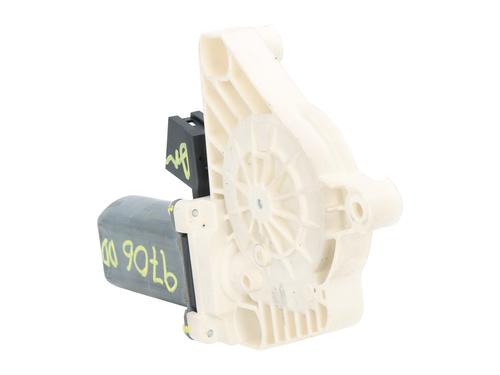 Right front window motor MERCEDES-BENZ A-CLASS (W169) A 180 CDI (169.007, 169.307) | BP30961815E20 