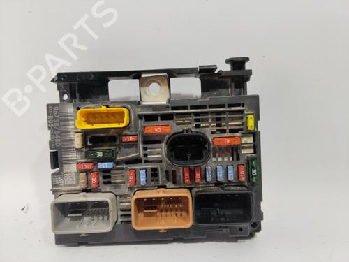 Used Fuse box CITROËN BERLINGO Box Body/MPV (B9) 1.6 HDi 90 4x4 (90 hp) 29399112