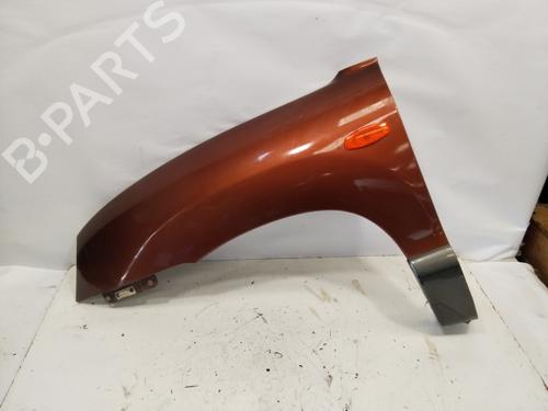 Used Left front fenders HYUNDAI SANTA FÉ I (SM) 2.0 CRDi (113 hp) 27583436