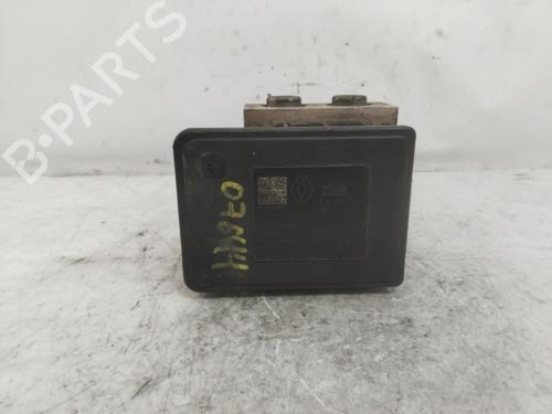 Used ABS pump OPEL VIVARO B Van (X82) 1.6 CDTI (05) (125 hp) 26610435