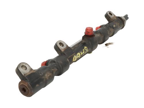 Injection rail FORD MONDEO III Saloon (B4Y) 2.0 TDCi | BP30604804M98 