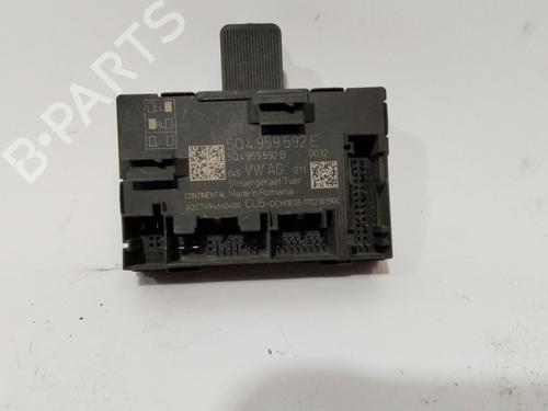Used Comfort control module SEAT LEON (5F1) [2012-2021]  28723949