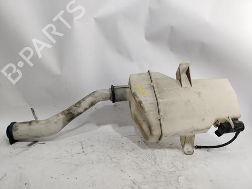 Used Windscreen washer tank HYUNDAI H-1 Van (A1) [1997-2008]  27312520