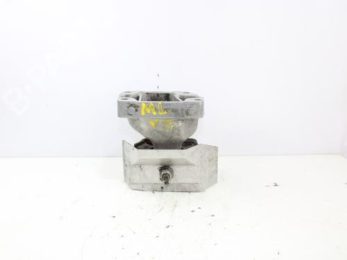 Used Engine mount RENAULT KANGOO Express (FC0/1_) [1997-2025]  13578080