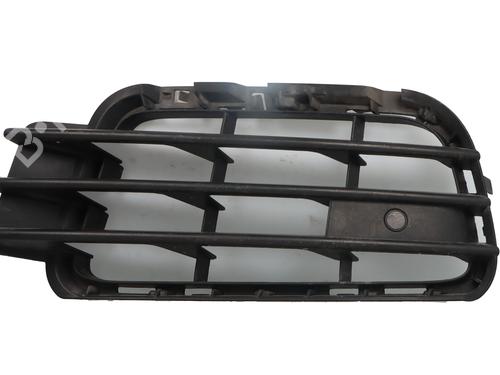 Used Grille Grille VW TOUAREG (7P5, 7P6) 3.0 V6 TDI (204 hp) 33243169 33243169