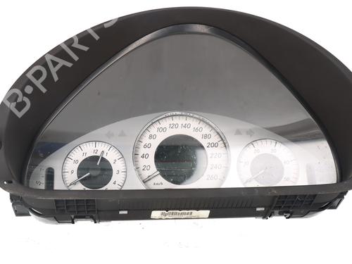 Used Instrument cluster Instrument cluster MERCEDES-BENZ CLK Convertible (A209) CLK 320 CDI (209.420) (224 hp) 36069332 36069332