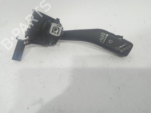 Used Steering column stalk SEAT LEON (1P1) [2005-2013]  11047603