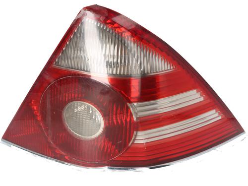 right-taillight-ford-mondeo-iii-saloon-b4y-2000-2001-2002-2003-2004-2005-2006-2007-34645779 main image
