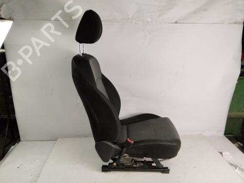 Left front seat HYUNDAI i30 (PDE, PD, PDEN) 1.6 CRDi | BP29937565C15