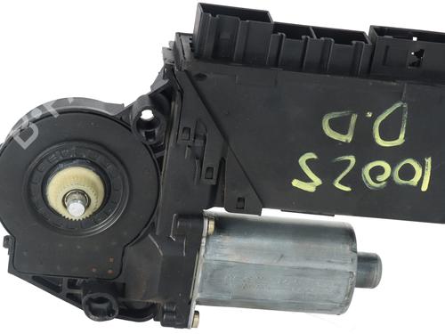 Used Right front window motor Right front window motor AUDI A4 B7 (8EC) 2.5 TDI (163 hp) 36037018 36037018