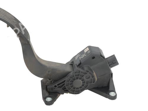 Pédale TOYOTA COROLLA Hatchback (_E21_, _EA1_, _EH1_) [2018-2026]  31670742