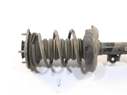 Right front shock absorber TOYOTA COROLLA Hatchback (_E21_, _EA1_, _EH1_) 1.8 Hybrid (ZWE211) | BP15821745M17 