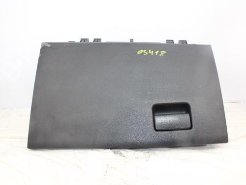 Glove box TOYOTA COROLLA Hatchback (_E21_, _EA1_, _EH1_) 1.8 Hybrid (ZWE211) | BP15837328C95 