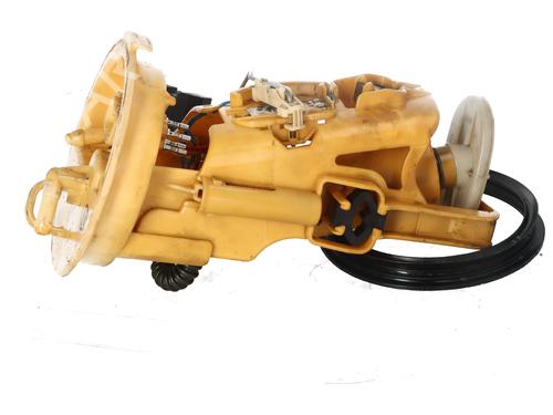 Used Fuel pump BMW 3 (E46) 320 d (136 hp) 32204785