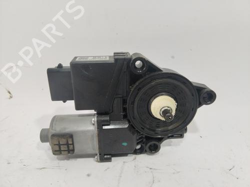 Used Left front window motor HYUNDAI TUCSON (TL, TLE) 1.6 GDi (132 hp) 28369612