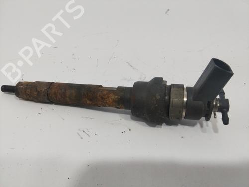 Używane Wtryskiwacz BMW 1 (E87) 118 d (143 hp) 30810814
