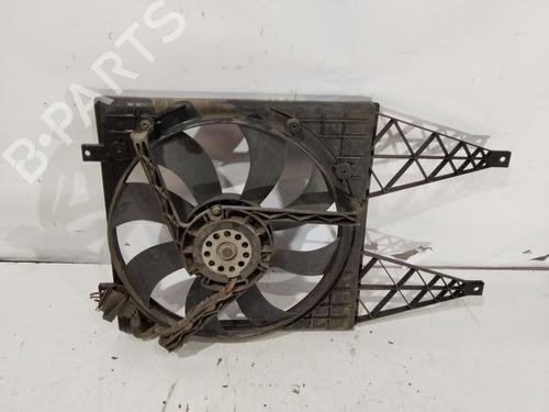 Used Radiator fan Radiator fan SEAT IBIZA III (6L1) [2002-2009] 33649443 33649443