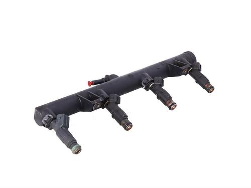 Injection rail CITROËN C5 I (DC_) 2.0 16V (DCRFNC, DCRFNF) | BP38265864M98 - Image 3