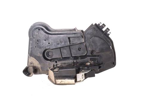 front-right-lock-toyota-hilux-viii-platformchassis-_n1_-2015-40154256 main image