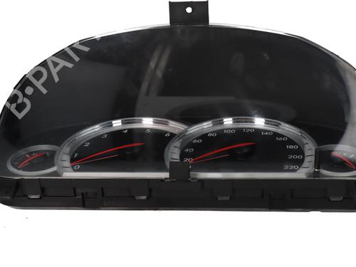 Used Instrument cluster CHEVROLET CAPTIVA (C100, C140) [2006-2026]  32109841