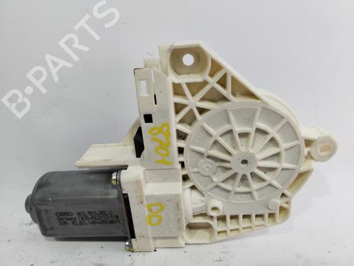 Used Right front window motor AUDI A1 (8X1, 8XK) 1.6 TDI (90 hp) 24918794