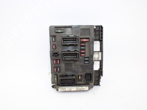 Used Fuse box CITROËN C5 I (DC_) [2001-2005]  15359025