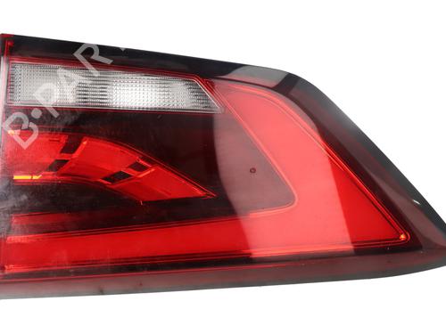Used Right tailgate light MG MG ZS SUV (AZS1) [2017-2026]  32320316