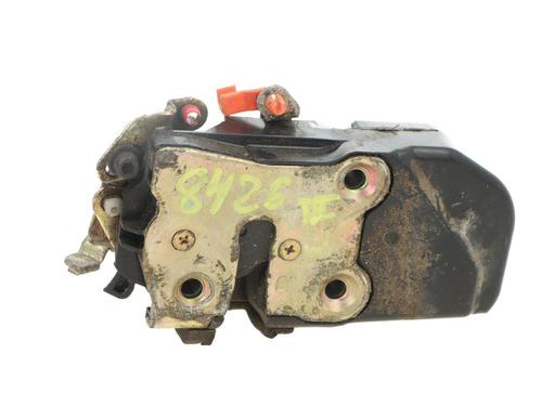 Front left lock CHRYSLER 300C (LX, LE) 3.0 CRD | BP38734295C98 - Image 2