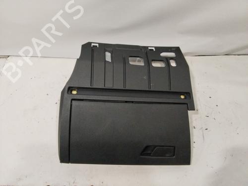 Boîte à gants AUDI A3 Sportback (8YA, 8YF) 35 TFSI (150 hp) 32327961