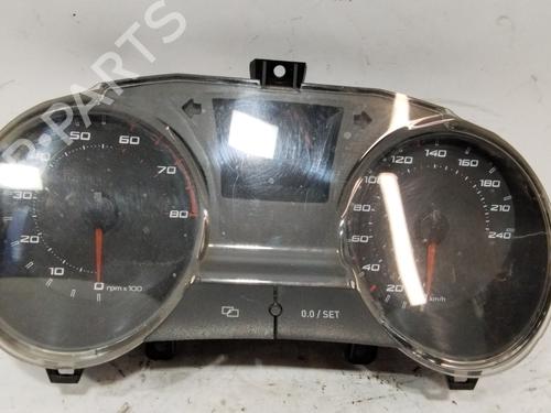 Used Instrument cluster SEAT IBIZA IV (6J5, 6P1) [2008-2017]  28670617