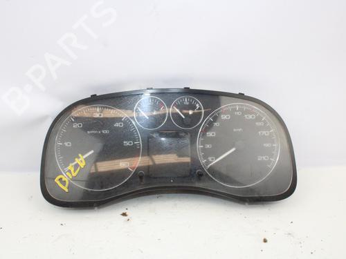 Used Instrument cluster PEUGEOT 307 (3A/C) [2000-2012]  15230941