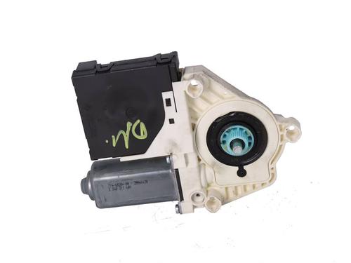 Right front window motor SEAT LEON (1P1) | BP39404696E20 - Image 2