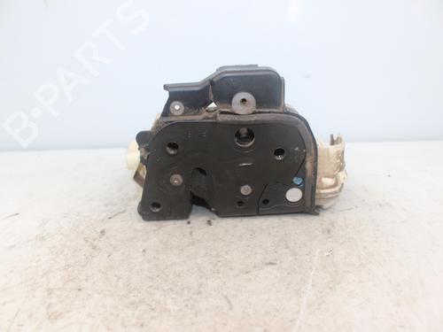 Front left lock AUDI A4 B7 (8EC) 2.0 TDI 16V | BP16927838C98 