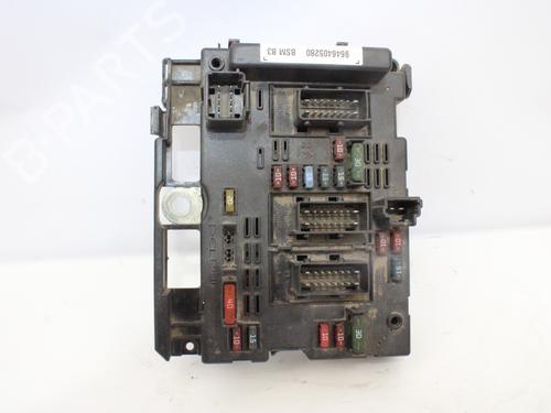 Sikringsdåse PEUGEOT 406 (8B) [1995-2005]  15212432