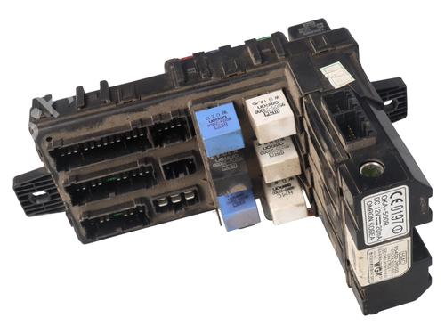 Fuse box HYUNDAI SANTA FÉ I (SM) 2.0 CRDi 4x4 | BP37459799E1 - Image 2