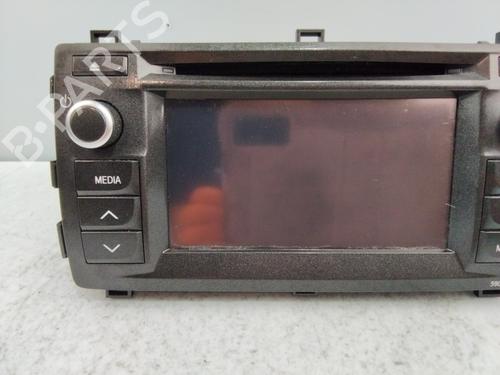Radio TOYOTA AURIS (_E18_)  | BP18488764E6 