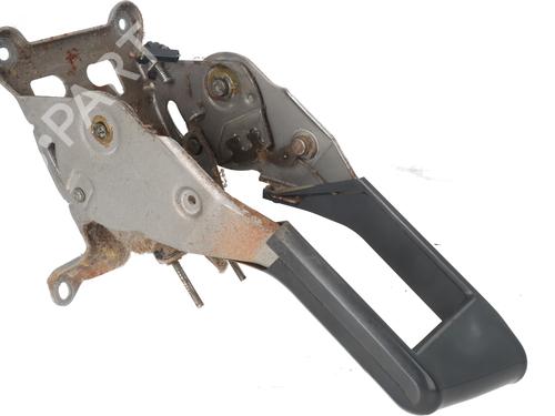 Parkbremsarm/handtak Parkbremsarm/handtak RENAULT MEGANE II Saloon (LM0/1_) [2003-2026] 36469766 36469766