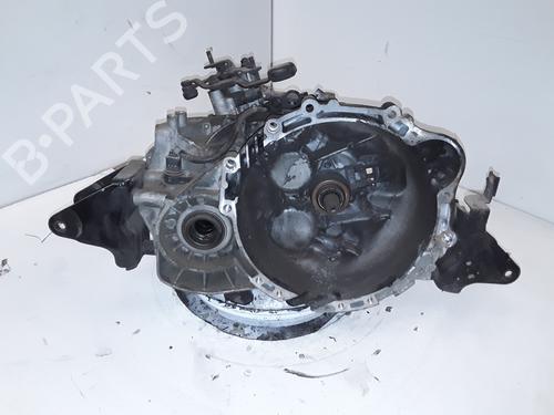 Used Gearbox HYUNDAI SONATA V (NF) 2.0 CRDi (140 hp) 9748812