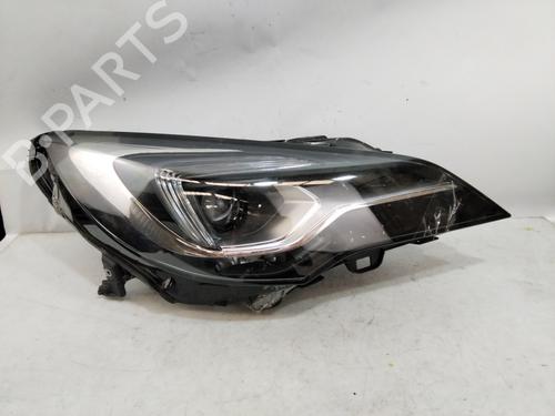 Used Right headlight OPEL ASTRA K Sports Tourer (B16) [2015-2022]  25729751