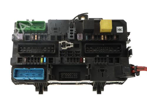 Used Fuse box Fuse box 38166230 38166230