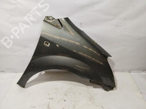 Used Right front fenders TOYOTA COROLLA Verso (ZER_, ZZE12_, R1_) 2.2 D-4D (AUR10_, AUR10R) (136 hp) 30138485