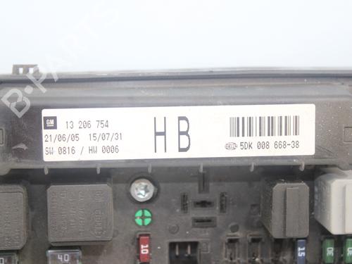 Sikringsdose OPEL ASTRA H GTC (A04) 1.9 CDTi (L08) | BP16560966E1 