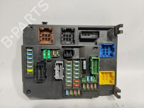 Używane Skrzynka bezpieczników CITROËN C4 Picasso II [2013-2025]  29413234