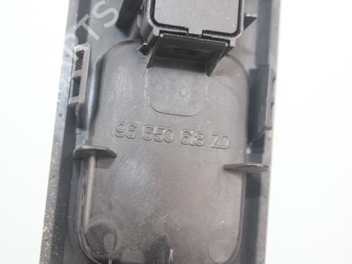 Used Right front window switch PEUGEOT 3008 I MPV (0U_) 1.6 HDi (109 hp) 23553742