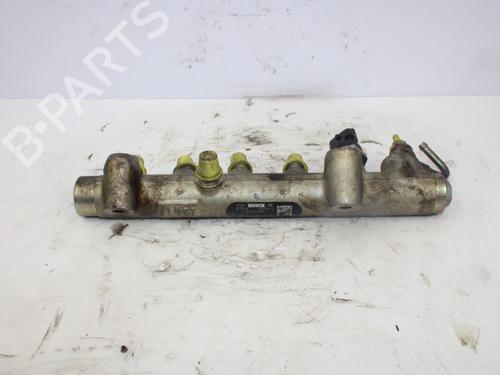 Used Injection rail OPEL ASTRA H (A04) [2004-2014]  14831475