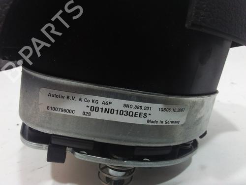 Driver airbag VW TOURAN (1T1, 1T2) 2.0 TDI 16V | BP10108267C9 