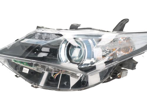 Used Left headlight TOYOTA AURIS (_E18_) 1.8 Hybrid (ZWE186_, ZWE186R) (136 hp) 31608966