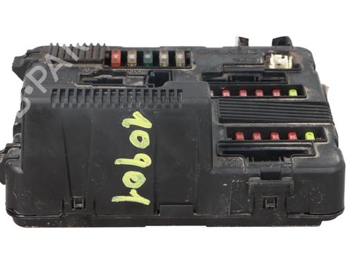 Sikringsdåse RENAULT MEGANE II (BM0/1_, CM0/1_) [2001-2012]  32134562