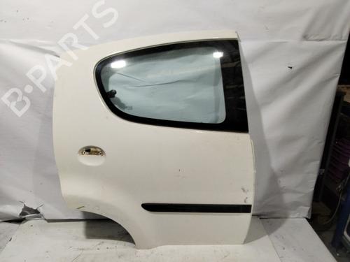 Used Right rear door PEUGEOT 107 (PM_, PN_) [2005-2016]  30866006